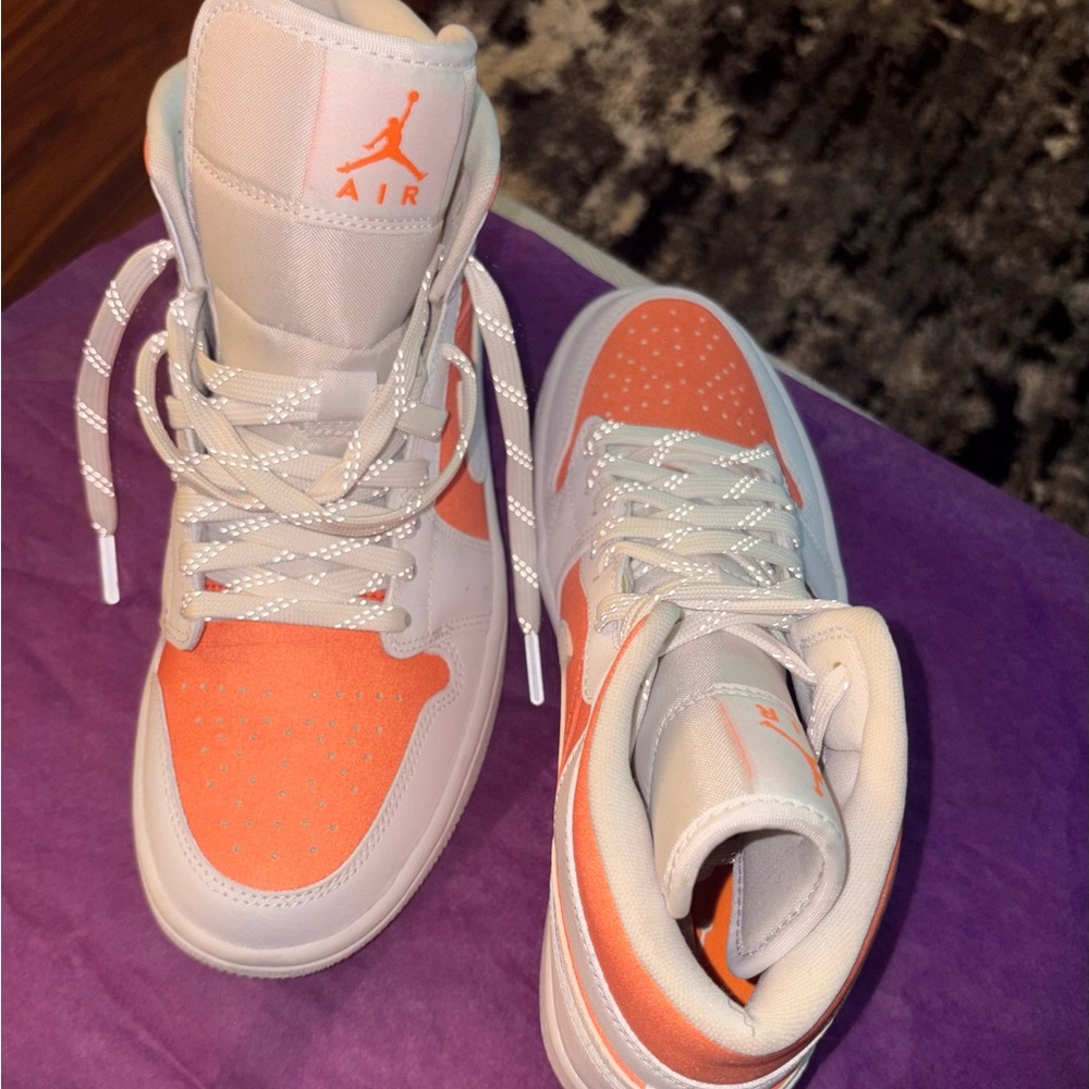 Jordan women Sneakers - Orange and White